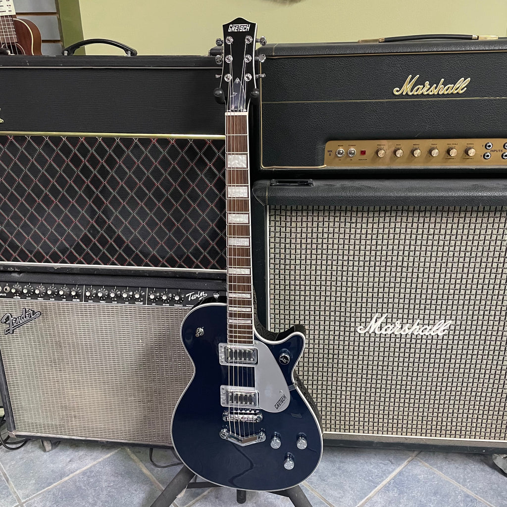 Used 2024 Gretsch G5220 Electromatic Jet BT Single-Cut , Laurel Fingerboard, Midnight Sapphire