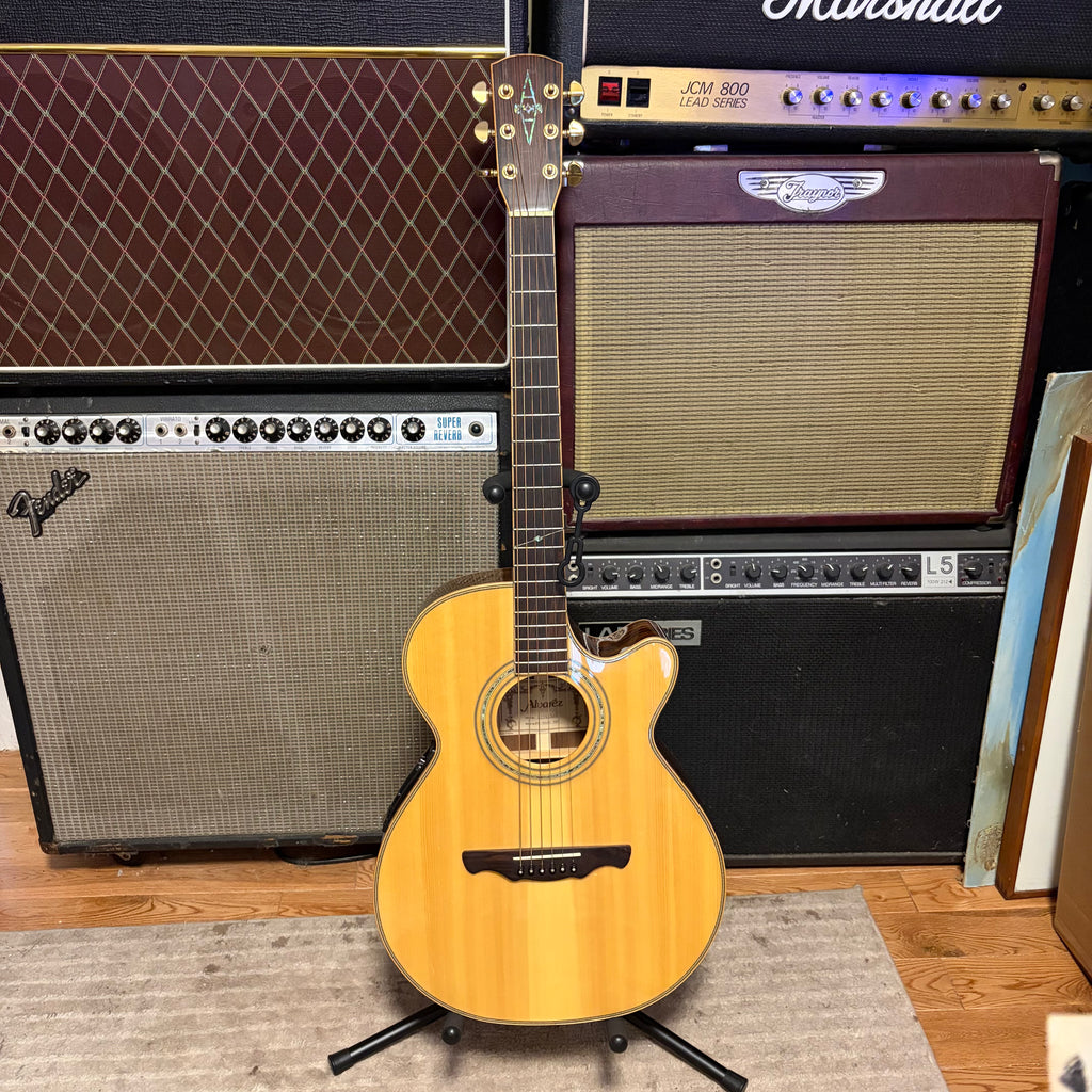 Used Alvarez PF90SC Professional Series Acoustic/Electric Guitar