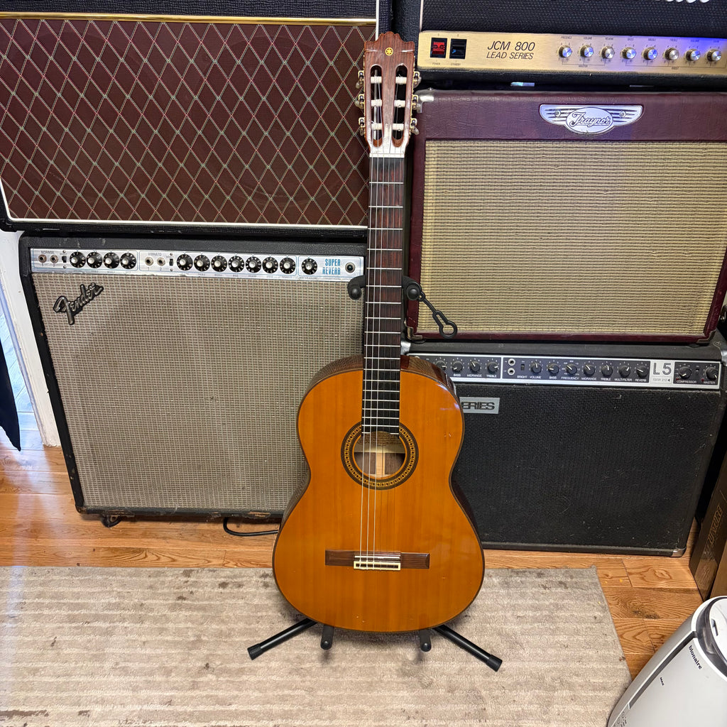 Used Yamaha G-240 Classical Guitar