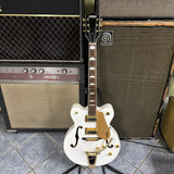 G5422TG Electromatic Classic Hollow Body Double-Cut with Bigsby and Gold Hardware, Snowcrest White