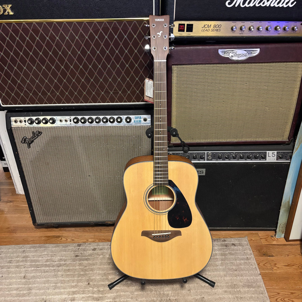 Yamaha FG800M Acoustic Guitar