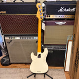 Fender American Professional II Precision Bass, Rosewood Fingerboard, Olympic White  B-Stock