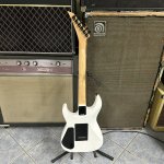 Jackson JS Series Dinky JS12, Amaranth Fingerboard, Snow White