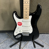 Squier Sonic Stratocaster Left-Handed, Maple Fingerboard, White Pickguard, Black