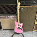 Squier Sonic Mustang HH, Maple Fingerboard, White Pickguard, Flash Pink